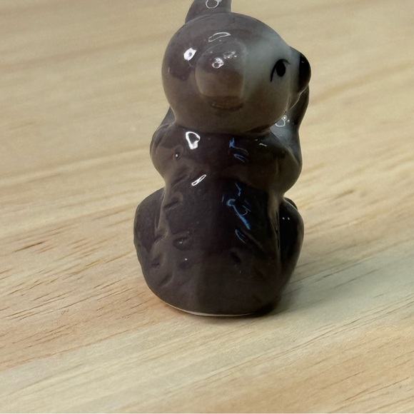 Vintage Bug House Baby Koala Miniature Bone China Figurine Japan - Picture 8 of 14